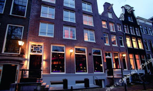 Hotel Sebastians