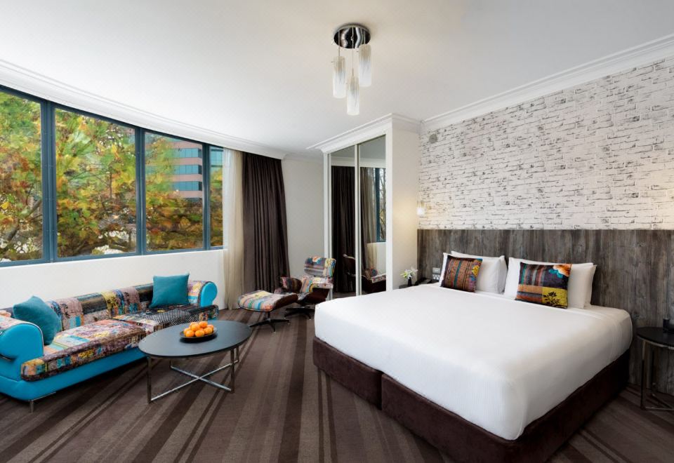 3. 리지스 시드니 ..