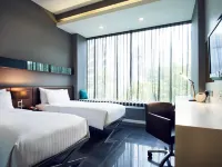 Quincy Hotel Singapore by Far East Hospitality Hotels near Nex