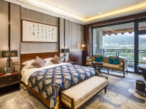 Zhongzhou Leading Hotel โรงแรมในเติงเฟิง