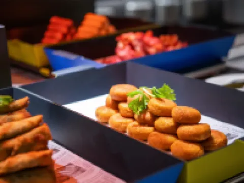 Blossom House Yangzhou Lakeside โรงแรมในหยางโจว