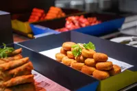 Blossom House Yangzhou Lakeside