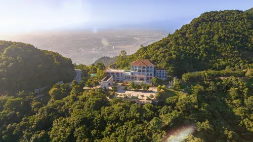 스리 밍위에 리조트 호텔