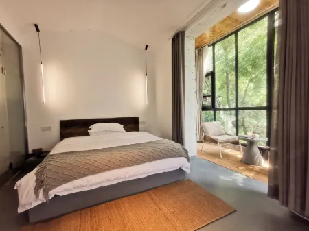 Taihang District Residential B&B Отели рядом с достопримечательностью «The Red Flag Canal Scenic Area»