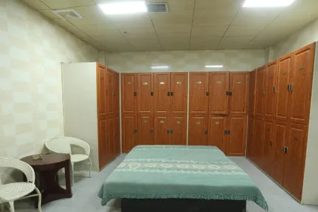 Zichang Yiquan Theme Hotel Отели в г. Цзычан