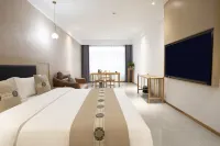 Baoli Shijia Art Hotel (Luohe High-speed Railway West Station Branch)