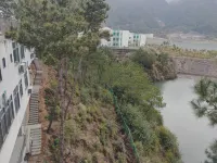 Lingqian Home Mountain Lake Homestay