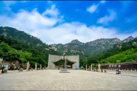 칠데이스 프리미엄 호텔 (진저우 베이전 지점) - 2성급