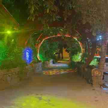 Jiuzhaigou Yinshitinyuan Homestay Hotel Exterior