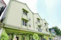 OYO Life 2508 Alba Suites Homestay Syariah Hotel dekat Toko Terang Jaya