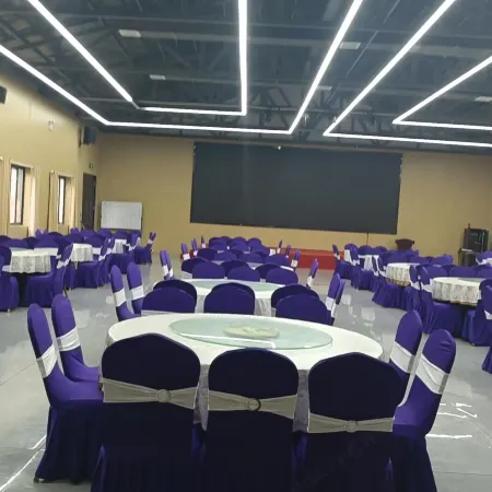 Holiday Inn Muqiling Funiu Mountain