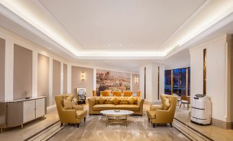 Vienna Hotel (Chongqing Shangqing Temple Niujiaotuo Light Rail Station)