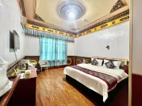 Litang Rainbow Town Hotel