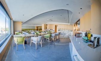 Yunjing Hotel (Qishi Square Branch in Taxian County)