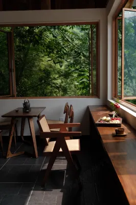 青城山雲書·拾裏秘湯温泉民宿 五龍溝周辺のホテル