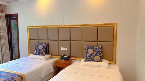 Yanjin Dihao Hotel in หยานจีน