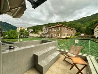 Yunhu Boutique Homestay - พร้อมระเบียง