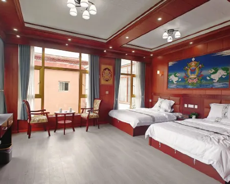 Yu·Zeren Homestay Hoteles en Litang