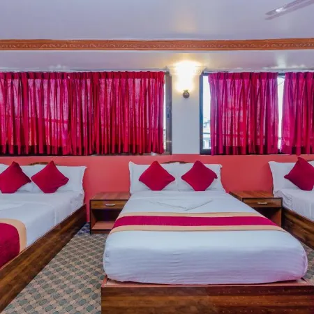 Hotel Aakansh