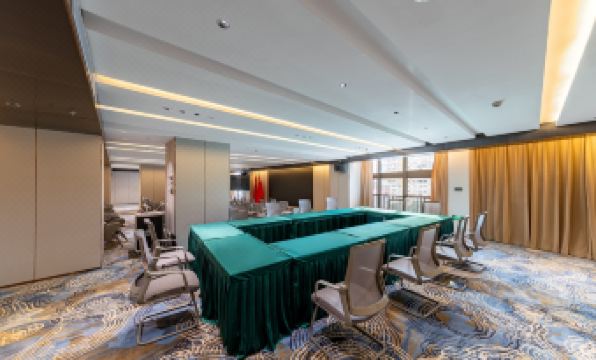 ALICE INTERNATION HOTEL