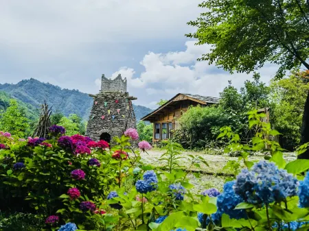 Beichuan Half Pot Edge Отели в г. Бэйчуань