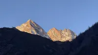 Yuexiang Yujianshan Landscape · Light Luxury Mountain View Guesthouse (Shuangqiaogou) - 2 stelle