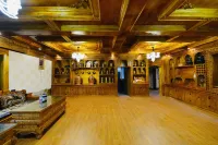 Jialabai Lei Peak Homestay