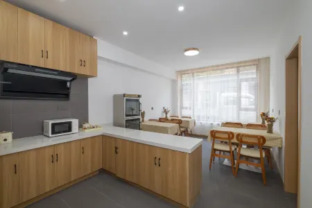 Mount Wutai Mingyue Shengting B&B Отели рядом с достопримечательностью «Jinge Temple»