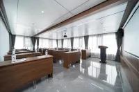 Manting Hotel (Yongsheng County Passenger Station Branch) Hotels in Yongsheng