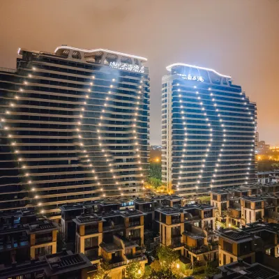 ZHENYUECLOUDSEAHOTEL(PolyCarefreeSeaStore) Hotels near Weitou Village