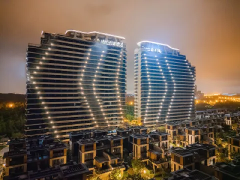 ZHENYUECLOUDSEAHOTEL(PolyCarefreeSeaStore) Hotels near Weitou Village