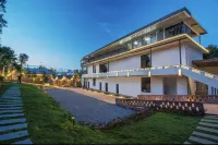 Simao District Lantuo Resort