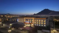Maxx Royal Hotel (Shigatse Government - Affairs Center Branch)