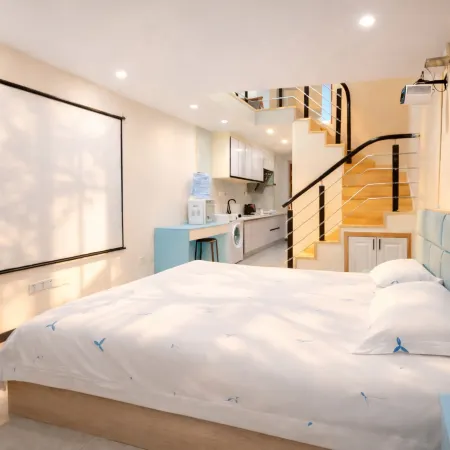 Yueyue Smart Apartment (Linyi China Resources Vientiane Hui Branch)