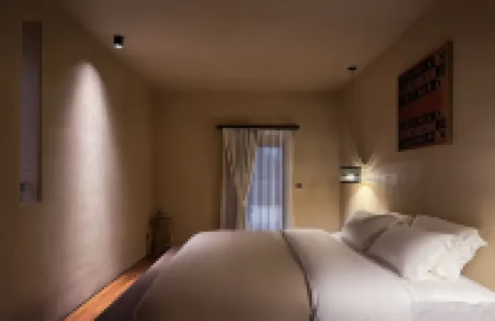 Seven Realms RUSTIC LUXURY Vacation Retreat