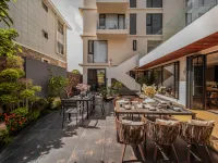 Dali Erhai Heart | Designer Villa · Full Seaview Music Vacation Art Homestay