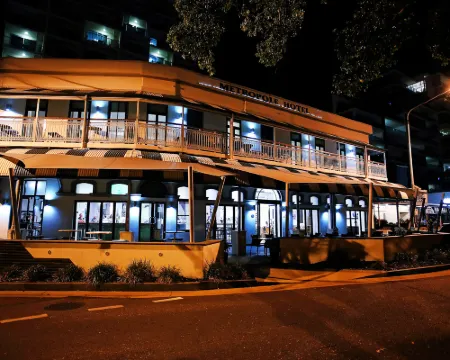 Oaks Townsville Hotel Hotels in South Townsville