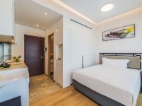 珠海榕树国际公寓 - 雅致大床房