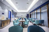 Lanting Hotel(Jingzhou Ancient City East Gate Wanda Plaza)