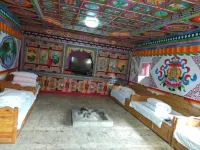 Bobocuo Tibetan Hostel