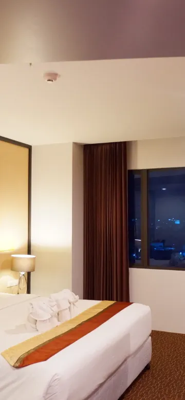 ห้องดีลักซ์เตียงใหญ่(siam)