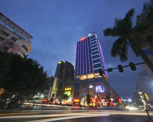 Jinlong International Hotel Hotels in Deqing