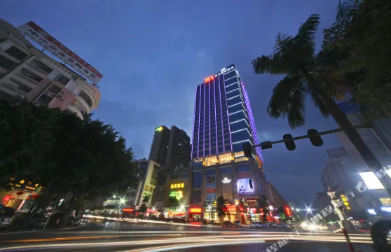 錦龍國際飯店（德慶龍母廣場店）