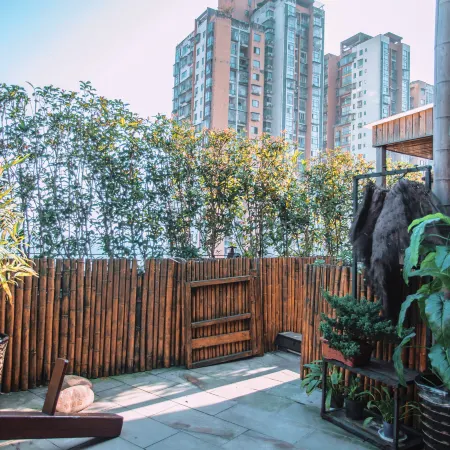 Luzhou Weiyi Hotel
