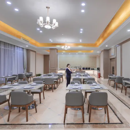 Ruting Garden Hotel (Haining West Station China Textile City Branch)