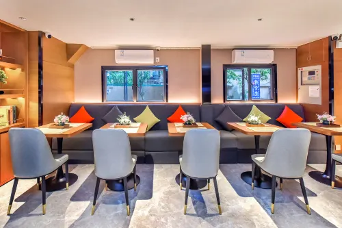 Borrman Hotel (Xiaobei Branch Yuexiu Park Memorial Hall, Guangzhou Railway Station) Ăn uống Photos