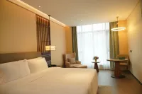 PUREJOY HOTEL - parking