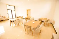 Huafu Hotel Hotels in Dingxiang