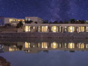 African Holiday Wild Luxury Resort Hotel