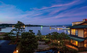 Ooedo Onsen Monogatari Wanwan Resort Yataya Shotoen